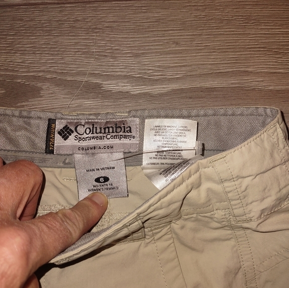COLUMBIA packable 3/4 pants - Picture 4 of 5